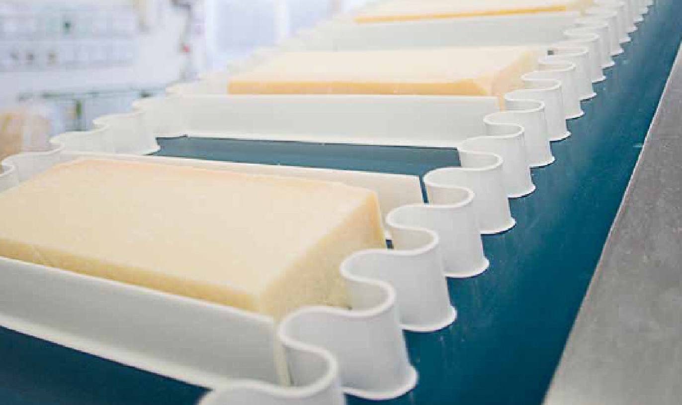 上海久羅pvc/pu高頻裙邊擋板焊接設備 上海久羅pvc/pu高頻裙邊擋板焊接設備