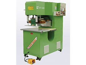 高周波膜材焊接機頻率13KW 高周波膜材焊接機頻率13KW