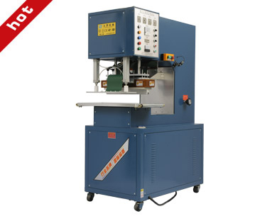 久羅精密型膜材焊接機 久羅精密型膜材焊接機